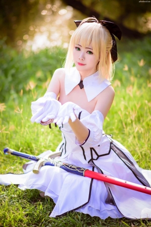 Coser-Arty亚缇-Saber-Lily-01