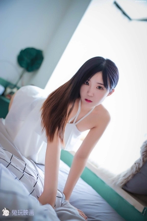 Coser-御子Yumiko-White-dress-13