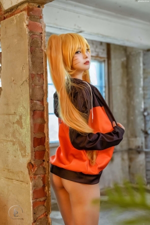 Model-Yuna-유나-Naruto-erotic-transformation-19