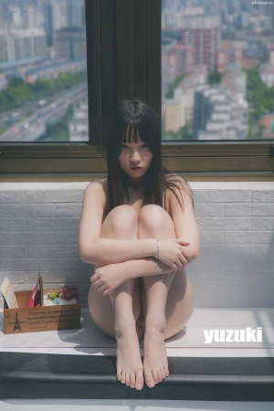 Yuzuki-Bathtub-19